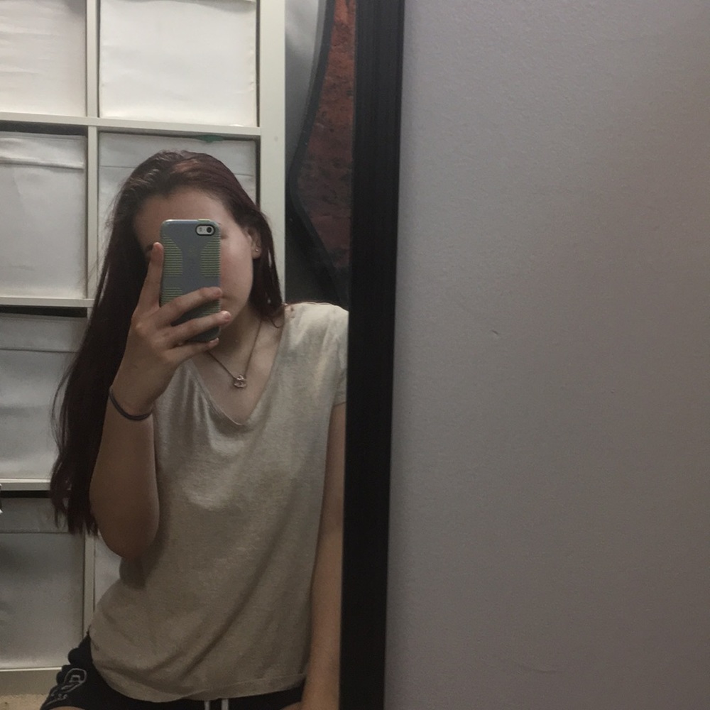 V line shirt